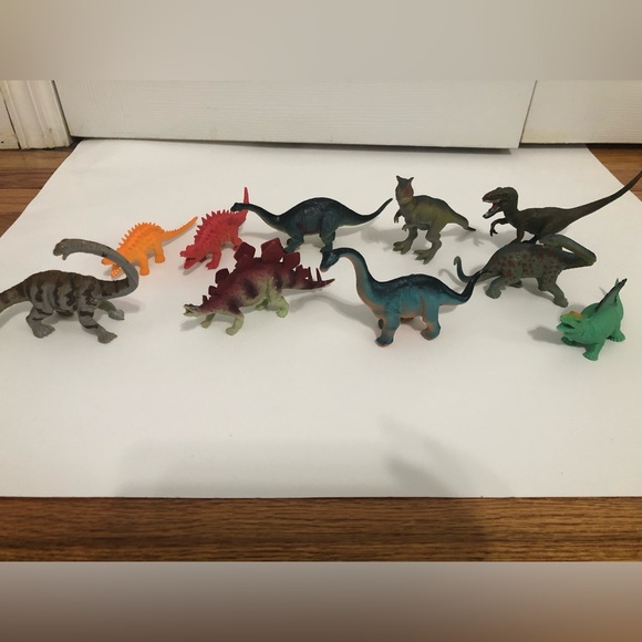Dinosaur lot of 10 plastic dinosaurs. Fun imagination toy figurines - Picture 5 of 8